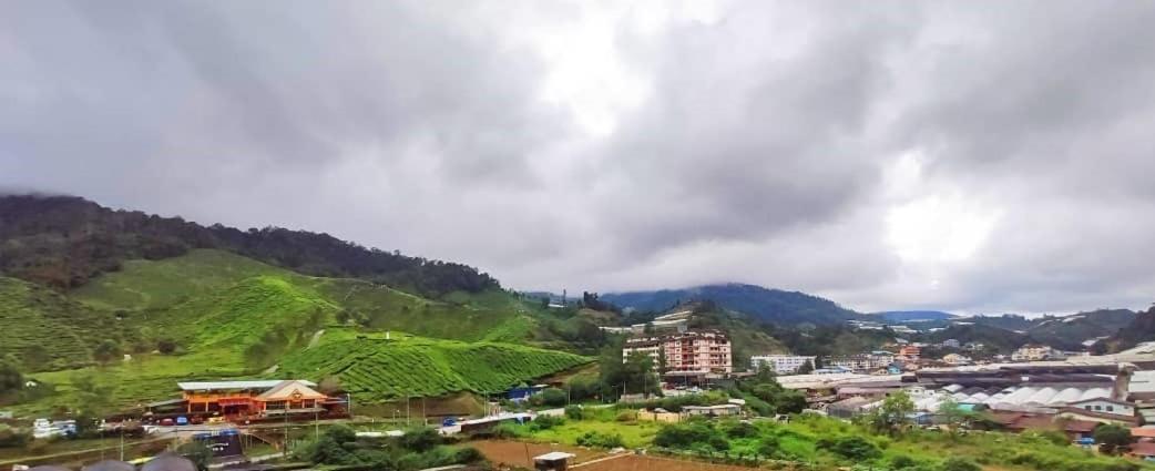 Gorgeous Sunset & Tea Plantation View-Premium Hotel Bed Kampung Kuala Terla Kültér fotó